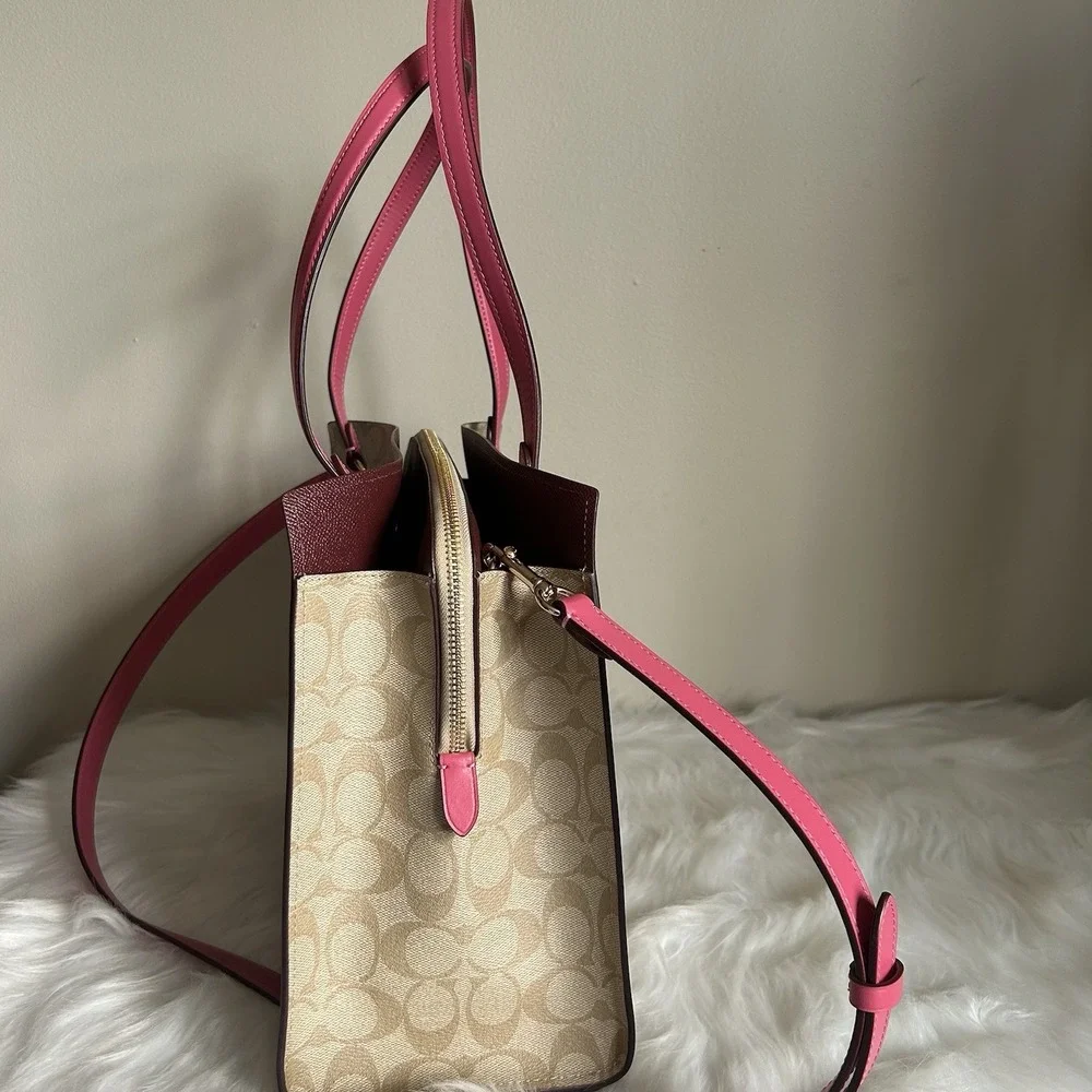 Coach Tatum Carryall 28 Khaki‎ Pink Signature Canvas Leather Bag Excellent